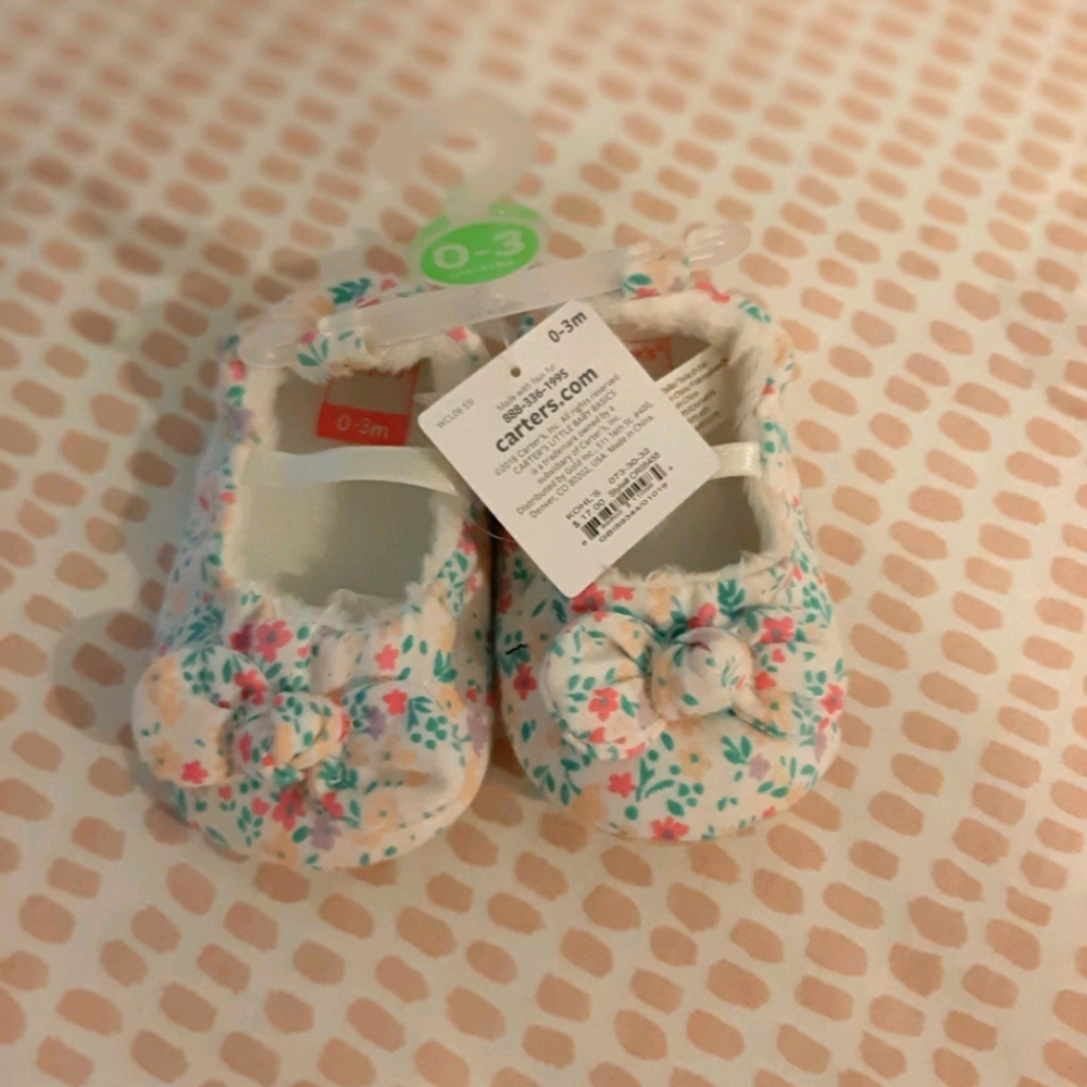 CARTER'S Infant Slipper Shoes | SIZE 0-3 Months
